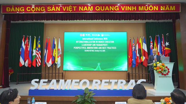 Hội thảo Quốc tế Seameo Retrac 2025: Quốc tế hóa trong Lãnh đạo và Quản lý Giáo dục Đại học- Ảnh 4. Hội thảo Quốc tế Seameo Retrac 2025: Quốc tế hóa trong Lãnh đạo và Quản lý Giáo dục Đại học- Ảnh 4.