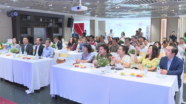 Hiệp hội Ẩm thực TP. Hồ Chí Minh long trọng kỷ niệm Ngày Doanh nhân Việt Nam- Ảnh 2. Hiệp hội Ẩm thực TP. Hồ Chí Minh long trọng kỷ niệm Ngày Doanh nhân Việt Nam- Ảnh 2.