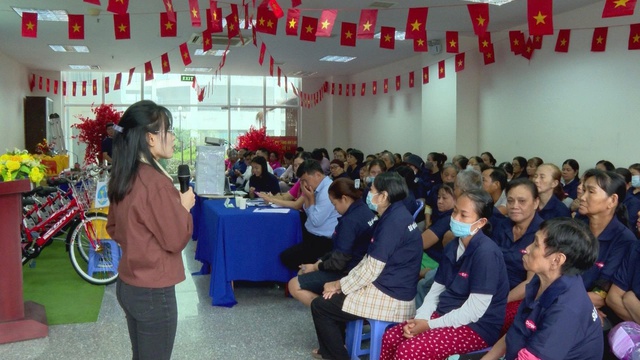 Lan tỏa mô hình chăm lo phụ nữ thu gom phế liệu tại phường An Lạc - Ảnh 1.