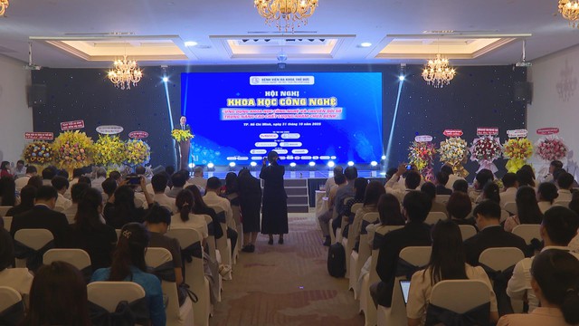 Ứng dụng công nghệ và chuyển đổi số trong  khám chữa bệnh - Ảnh 1.