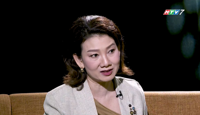 Studio H9 - Hẹn cuối tuần: NSND Mỹ Uyên trở lại với "Ảo quan" - Ảnh 2.