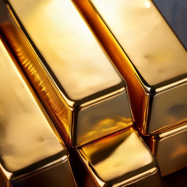 Thị trường ngày 12/11/2025: Giá vàng lập đỉnh mới, xăng dầu tiếp tục leo thang - Ảnh 1.