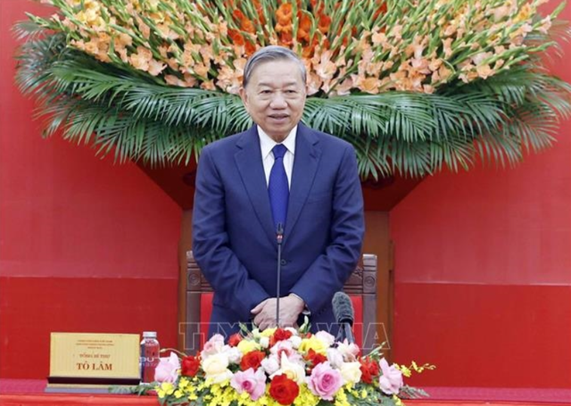 Tổng Bí thư Tô Lâm gặp mặt các tập thể, cá nhân tham gia bảo vệ an ninh, trật tự ở cơ sở tiêu biểu, xuất sắc - Ảnh 3.