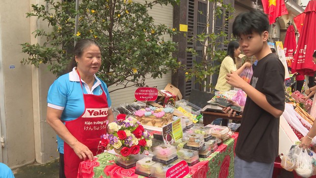 Ngày hội Đại đoàn kết ở Phường Tân Bình: Gắn kết cộng đồng, lan tỏa yêu thương- Ảnh 2.