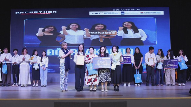 Chung kết Hackathon Digiport Logictics 2025: Khép lại hành trình sáng tạo công nghệ- Ảnh 1. Chung kết Hackathon Digiport Logictics 2025: Khép lại hành trình sáng tạo công nghệ- Ảnh 1.