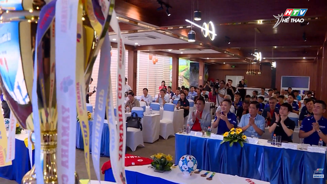 Họp báo công bố Giải bóng đá VJSS Nhi đồng TP. Cần Thơ 2025 - Ảnh 1.