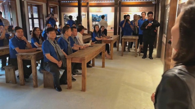 Hành trình “Hướng về cội nguồn cách mạng” của đoàn cán bộ Tuyên giáo - Dân vận, Báo chí - Xuất bản TP. Hồ Chí Minh - Ảnh 3.