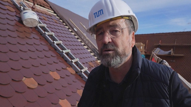 Lợp mái từ ngói quang điện cho di tích lịch sử - Ảnh 3.