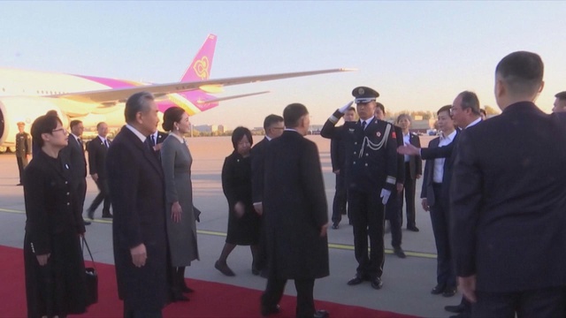 Quốc vương Thái Lan thăm Trung Quốc- Ảnh 1. Quốc vương Thái Lan thăm Trung Quốc- Ảnh 1.