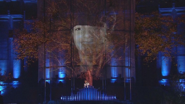 Pháp tưởng niệm 10 năm vụ tấn công khủng bố ở Paris- Ảnh 1.