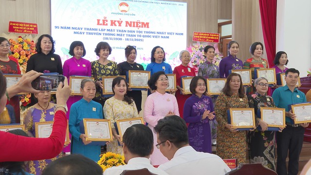 Lan tỏa phong trào ‘Toàn dân đoàn kết xây dựng đời sống văn hóa’ tại phường Chợ Lớn- Ảnh 4.