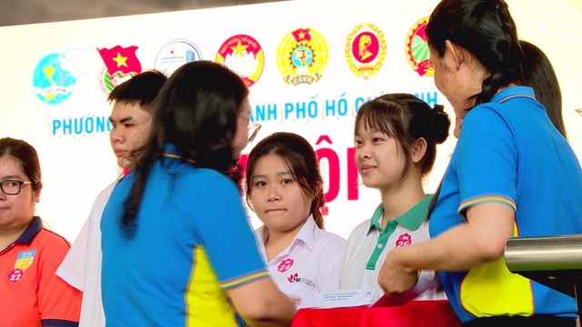 Sôi nổi Ngày hội non sông - Dân tộc kết đoàn tại phường Bình Quới - Ảnh 2.