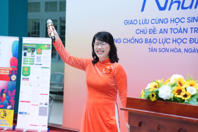 Học sinh khối lớp 9 tìm hiểu về kiến thức sức khỏe vị thành niên qua dự án “Ngại hỏi nhưng muốn biết” - Ảnh 4.