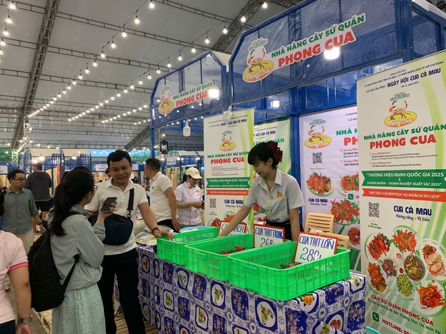 NewZround: 500 con cua đổ bộ tại Lễ hội cua Cà Mau TP. Hồ Chí Minh- Ảnh 1.