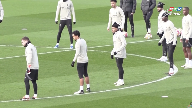 Kylian Mbappé kiện PSG ra tòa lao động Paris - Ảnh 3.