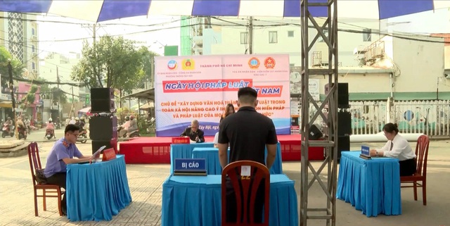 Lan tỏa tinh thần thượng tôn pháp luật trong Ngày hội Pháp luật Việt Nam 2025 tại phường Thông Tây Hội - Ảnh 2.