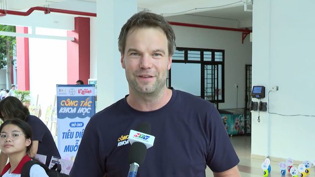 Khởi động dự án "Công tắc khoa học" 2025: Trang bị kiến thức sức khỏe học đường bằng phương pháp sáng tạo - Ảnh 4.