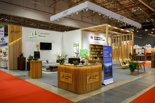 Canadian Wood Việt Nam giới thiệu giải pháp gỗ mềm tại triển lãm VietnamWood 2025 - Ảnh 5.