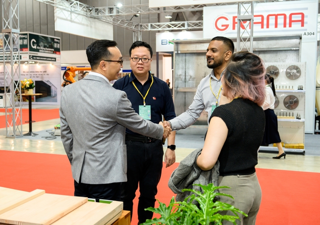 Canadian Wood Việt Nam giới thiệu giải pháp gỗ mềm tại triển lãm VietnamWood 2025 - Ảnh 3.