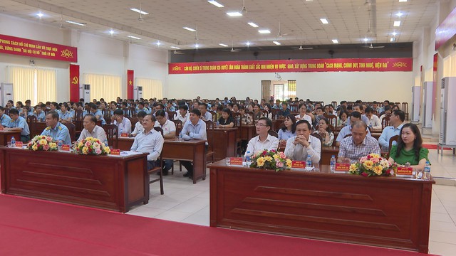 TP. Hồ Chí Minh mang công trình nước sạch và quà tặng nghĩa tình đến với "Canh trời" Trung đoàn 935 - Ảnh 4.