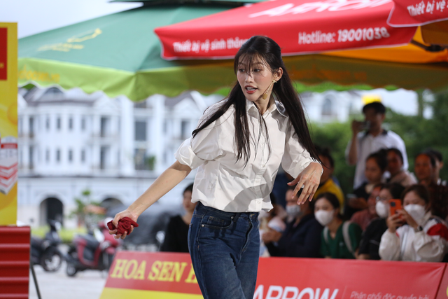 Hơn 330 triệu đồng trao cho các em nhỏ trong "Mái ấm gia đình Việt" tập 46 - Ảnh 8.