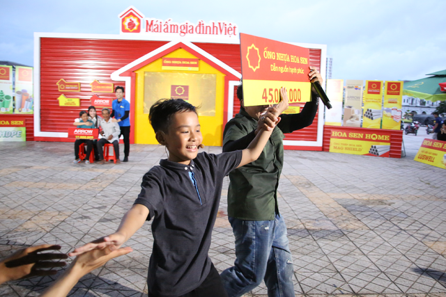 "Mái ấm gia đình Việt" và chặng ghi hình cuối năm tại Tây Ninh - Ảnh 4.