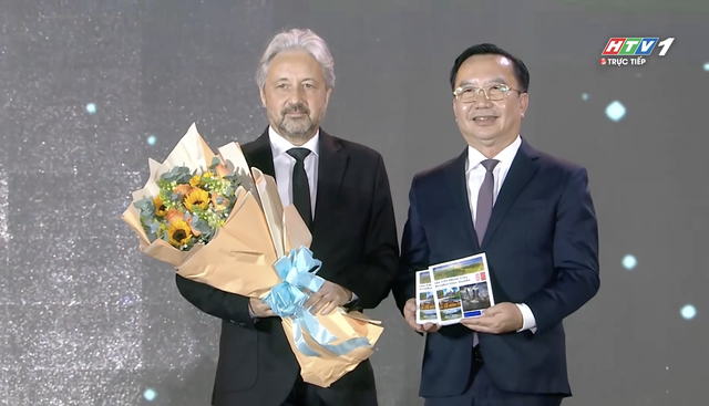 Liên hoan phim Việt Nam lần thứ 24 và những lần đầu tiên - Ảnh 4.