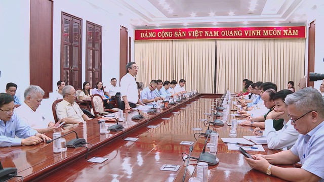 TP. Hồ Chí Minh khẩn trương chuẩn bị cứu trợ đồng bào vùng bão lũ Khánh Hòa - Ảnh 1.