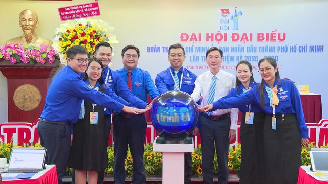 Đoàn UBND TP. Hồ Chí Minh triển khai các công trình thanh niên trong nhiệm kỳ mới- Ảnh 4. Đoàn UBND TP. Hồ Chí Minh triển khai các công trình thanh niên trong nhiệm kỳ mới- Ảnh 4.