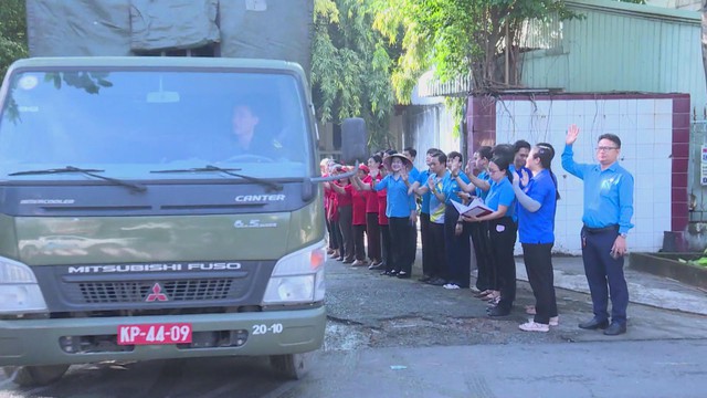 Nghĩa tình người lao động hướng về đồng bào vùng thiên tai - Ảnh 3.