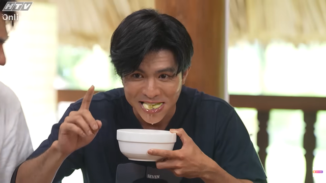 2 Ngày 1 Đêm 4 - Tập 10: Steven Nguyễn hoá "máy xay sinh tố", Nhật Hoàng ngậm chanh "không biến sắc" - Ảnh 3.