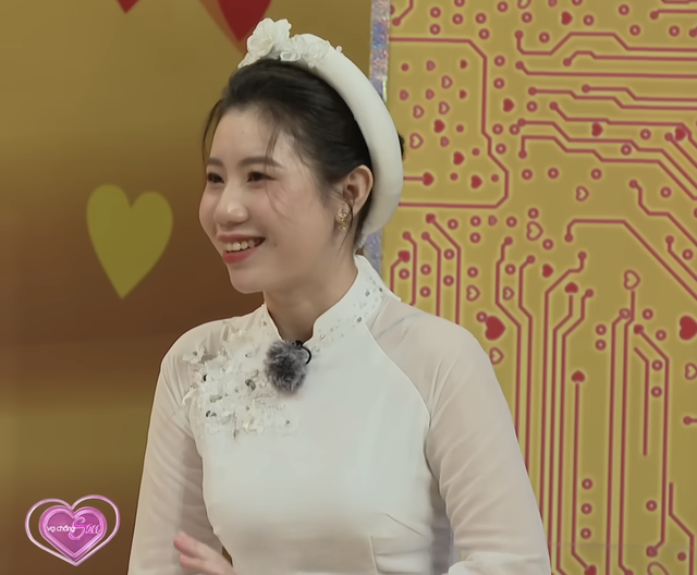 Vợ chồng son: "Cháu" gái 2k quyết cưới "chú" nhạc sĩ khiếm thị đa tài hơn 18 tuổi- Ảnh 2.