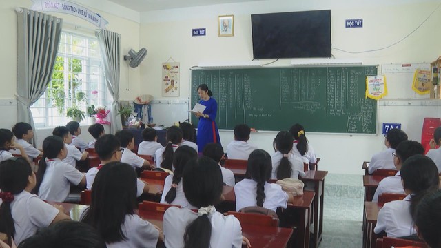 BHXH TP. Hồ Chí Minh công khai danh sách các trường có tỷ lệ sinh viên tham gia BHYT thấp - Ảnh 3.