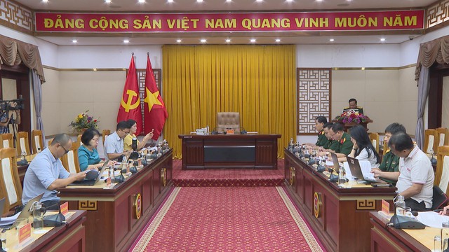 Nhiều hoạt động ý nghĩa kỷ niệm 80 năm Ngày truyền thống Lực lượng vũ trang Quân khu 7 - Ảnh 2.