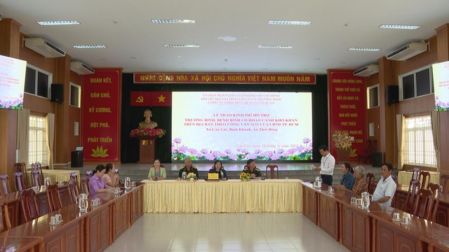 Trao kinh phí cho thương binh, bệnh binh - Ảnh 1.