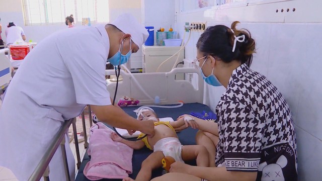 60 Giây ngày 29/11/2025 | Đặc khu Trường Sa khẩn trương phòng chống bão số 15 - Ảnh 2.