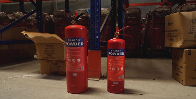 Chương trình 60 Giây ngày 3/11/2025 | Vỡ hồ nước ở Lâm Đồng là "nhân tai, không phải thiên tai" - Ảnh 3.