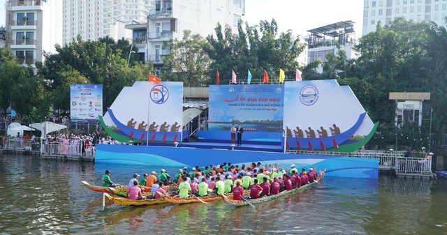 Nâng tầm Lễ hội sông nước TP. Hồ Chí Minh với ghe Ngo - Ảnh 1.