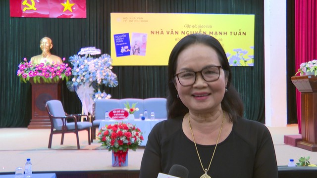 Ở tuổi 80, nhà văn Nguyễn Mạnh Tuấn vẫn hết lòng với văn chương - Ảnh 4.