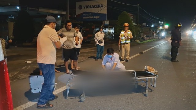 Đồng Tháp: Nam thanh niên nguy kịch sau vụ tai nạn trong đêm trên Quốc lộ 1A - Ảnh 1.