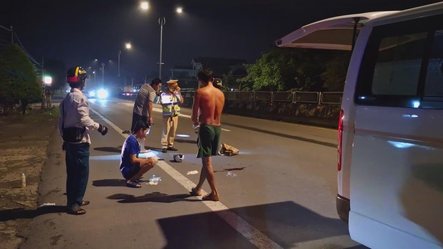 Đồng Tháp: Nam thanh niên nguy kịch sau vụ tai nạn trong đêm trên Quốc lộ 1A - Ảnh 2.