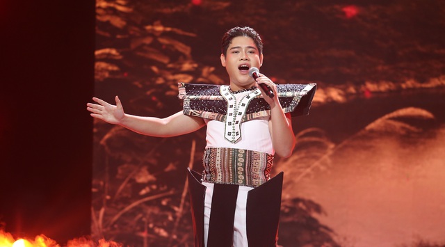 Hải Yến Idol nổi da gà với "bản sao giọng hát" NSND Tấn Minh - Tỏa sáng ước mơ - Ảnh 7.