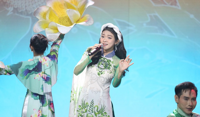 Hải Yến Idol nổi da gà với "bản sao giọng hát" NSND Tấn Minh - Tỏa sáng ước mơ - Ảnh 6.