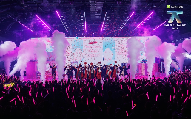 Anh trai “Say hi” 2025 - Tập 7: Dillan Hoàng Phan lần đầu rap tiếng Anh, đội Ngô Kiến Huy gợi lại ký ức học trò trong Live stage 3- Ảnh 1. Anh trai “Say hi” 2025 - Tập 7: Dillan Hoàng Phan lần đầu rap tiếng Anh, đội Ngô Kiến Huy gợi lại ký ức học trò trong Live stage 3- Ảnh 1.