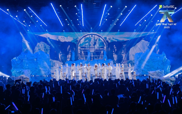 Anh trai “Say hi” 2025 - Tập 7: Dillan Hoàng Phan lần đầu rap tiếng Anh, đội Ngô Kiến Huy gợi lại ký ức học trò trong Live stage 3- Ảnh 2. Anh trai “Say hi” 2025 - Tập 7: Dillan Hoàng Phan lần đầu rap tiếng Anh, đội Ngô Kiến Huy gợi lại ký ức học trò trong Live stage 3- Ảnh 2.