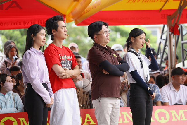 Đại Nghĩa lặng người trước cô bé nhịn ăn sáng vì "con quen rồi" - Mái ấm gia đình Việt - Ảnh 1.