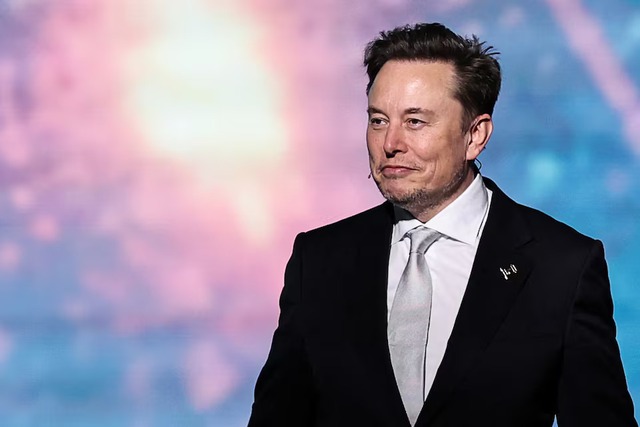 Tesla: Cổ đông bỏ phiếu khoản thưởng kỷ lục 878 tỷ USD cho CEO Elon Musk - Ảnh 2.