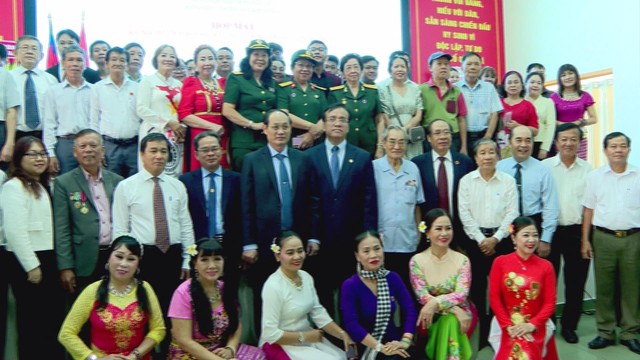 Kỷ niệm 72 năm Quốc khánh Campuchia: Thắt chặt hữu nghị song phương - Ảnh 2.