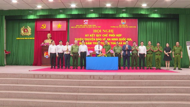 Đẩy mạnh tuyên truyền bảo vệ an ninh quốc gia - Ảnh 1.