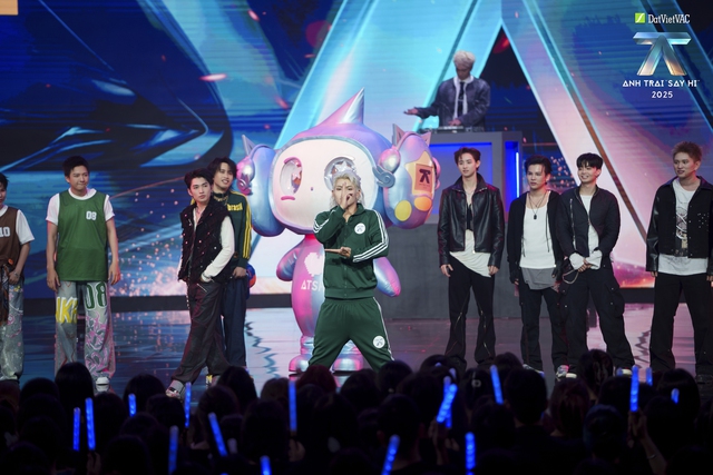 Anh trai “Say hi” 2025 Tập 8: Live Stage 3 bùng nổ âm nhạc và cảm xúc, đội CONGB dẫn đầu chung cuộc- Ảnh 2. Anh trai “Say hi” 2025 Tập 8: Live Stage 3 bùng nổ âm nhạc và cảm xúc, đội CONGB dẫn đầu chung cuộc- Ảnh 2.